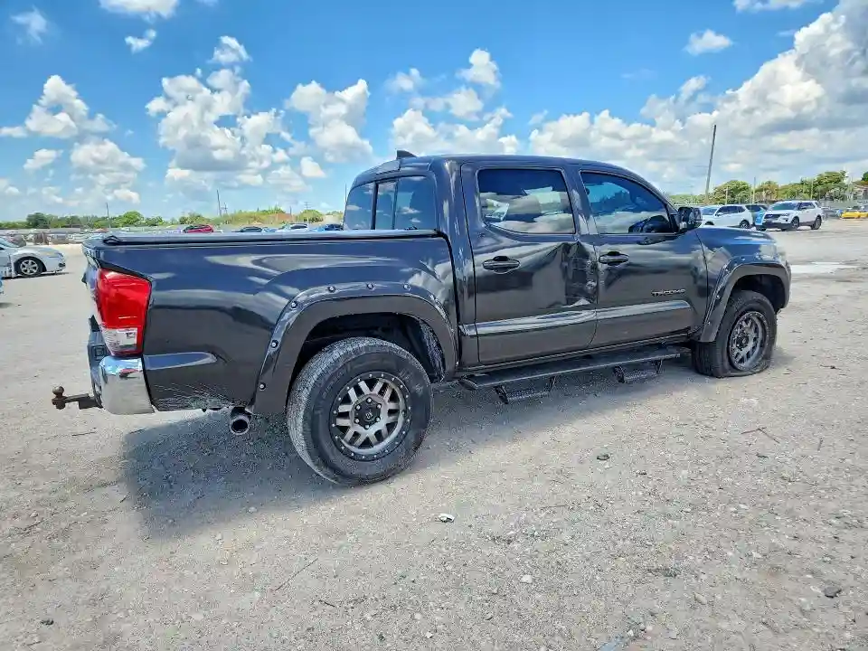 3TMAZ5CN8HM027499 2017 TOYOTA TACOMA-2