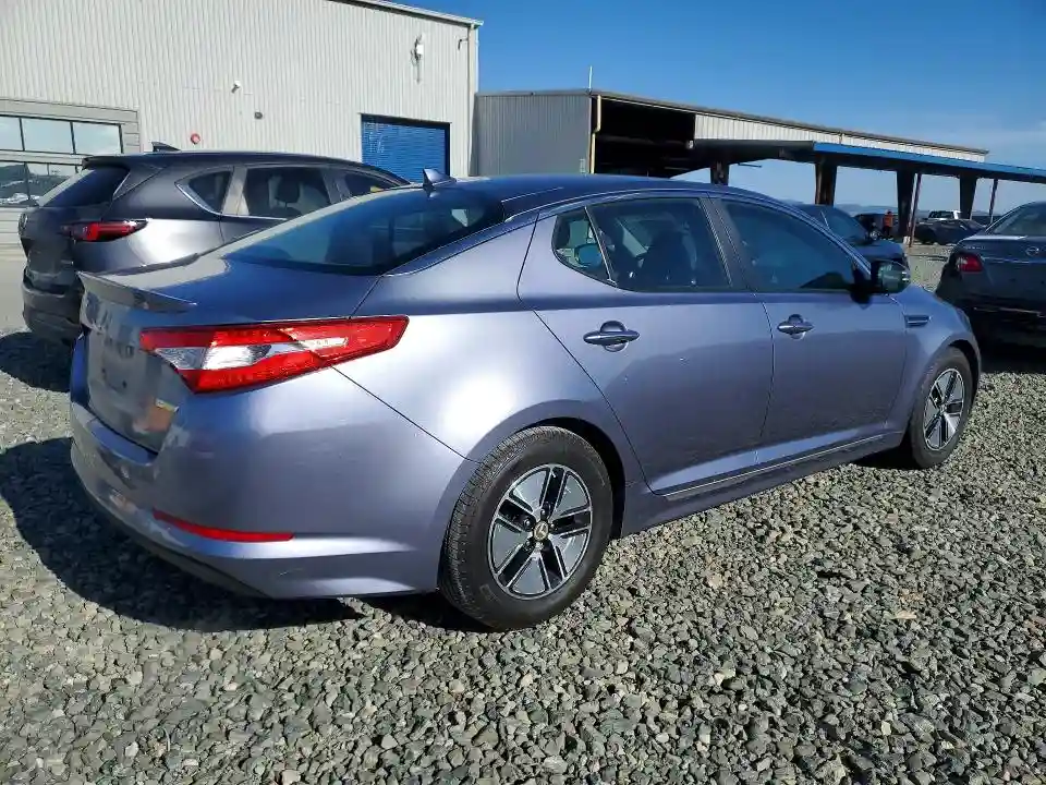 KNAGM4ADXB5006516 2011 KIA OPTIMA-2