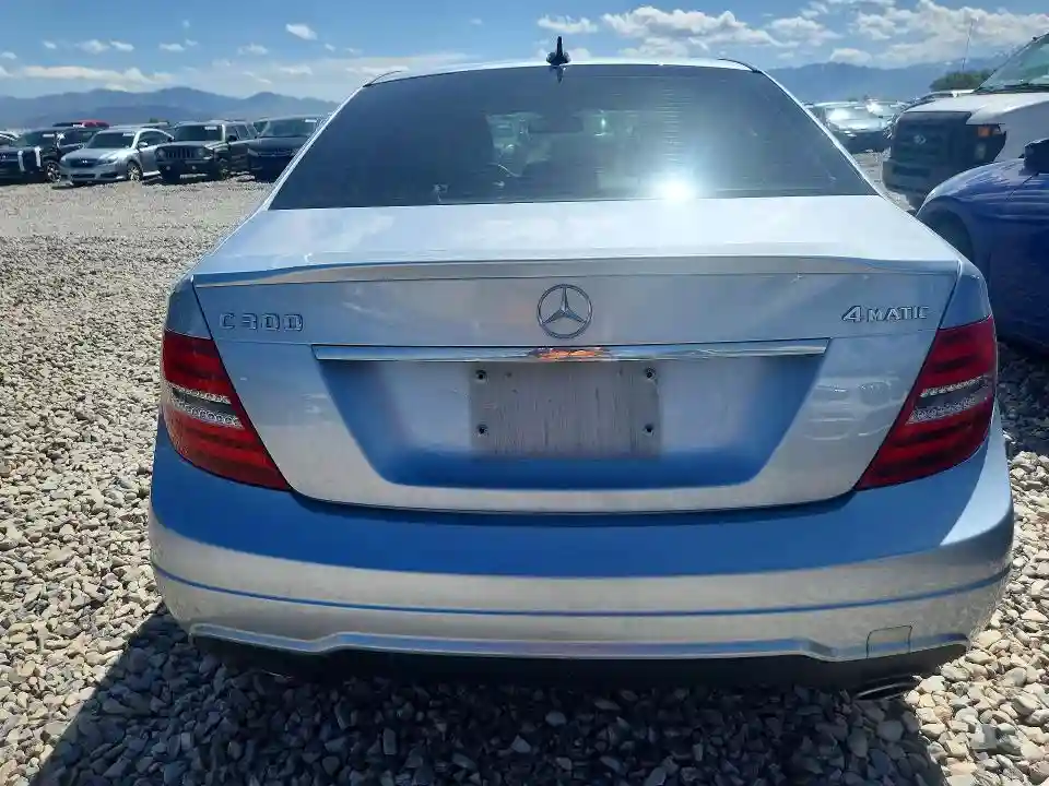 WDDGF8AB2DA818430 2013 MERCEDES-BENZ C-CLASS-5