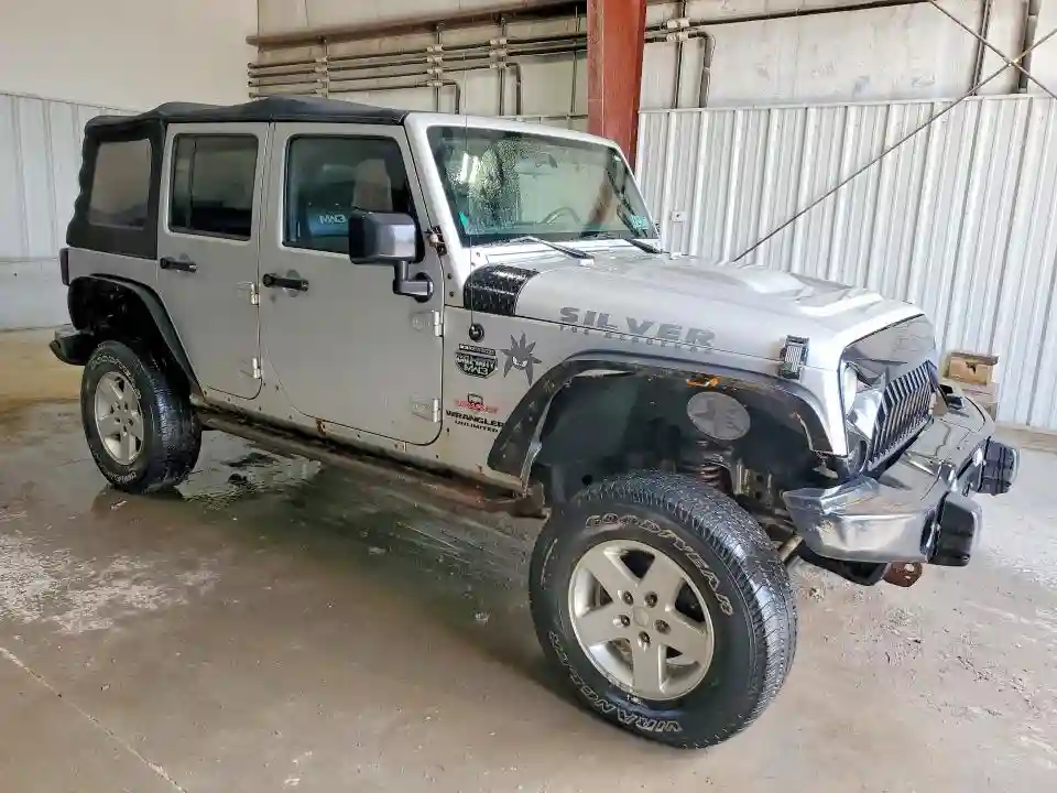 1C4BJWFG0CL248636 2012 JEEP WRANGLER-3