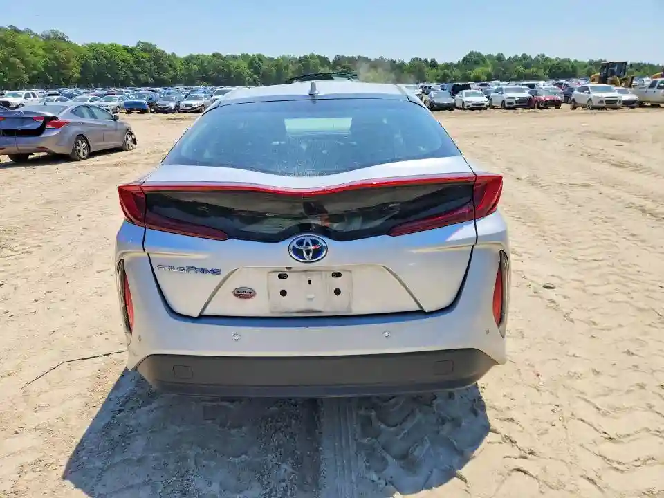 JTDKARFPXH3005828 2017 TOYOTA PRIUS-5