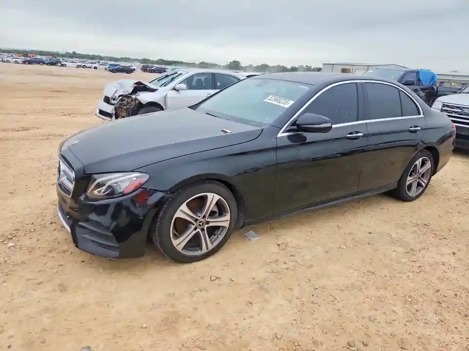 WDDZF4JB0JA374140 2018 MERCEDES-BENZ E-CLASS-0