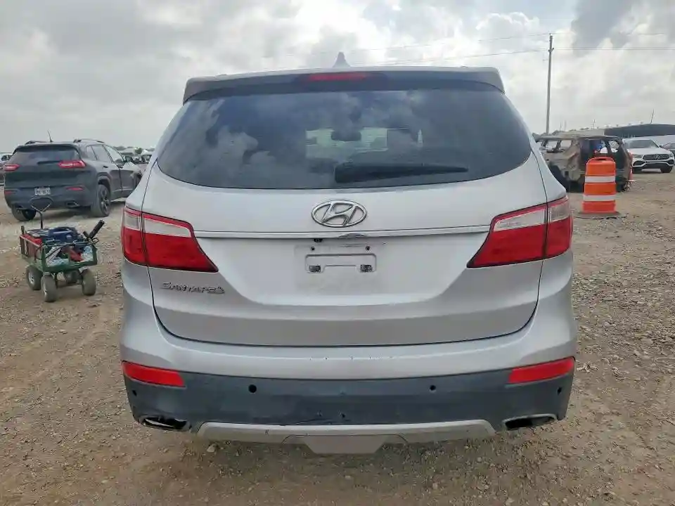 KM8SR4HF5GU156869 2016 HYUNDAI SANTA FE-5