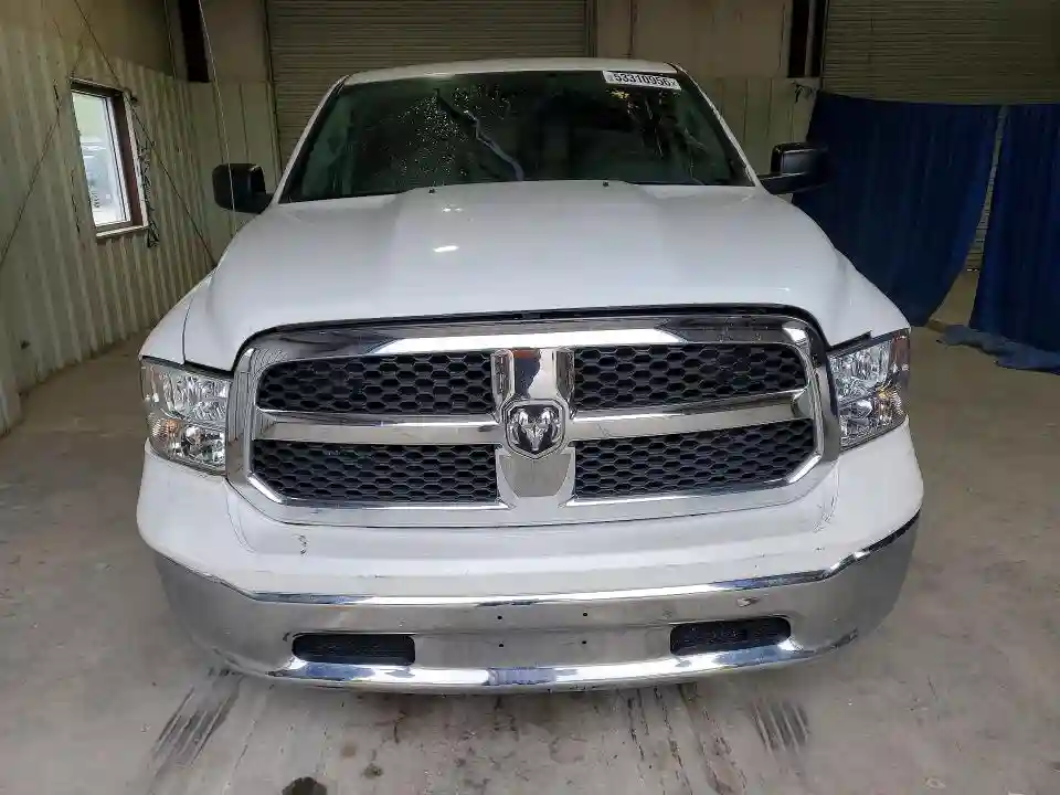 1C6RR6TT1LS102574 2020 RAM 1500-4