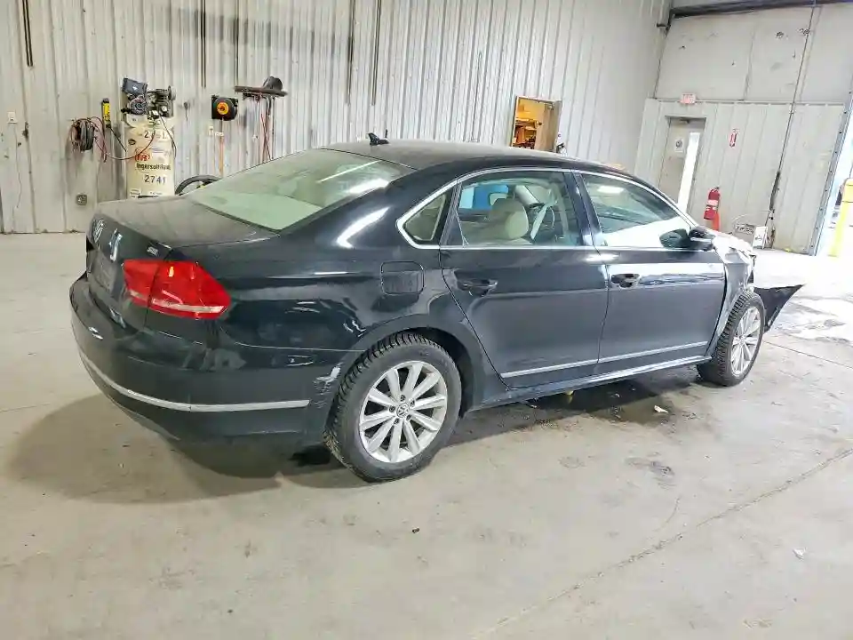 1VWCH7A36DC086715 2013 VOLKSWAGEN PASSAT-2