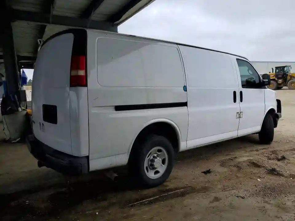 1GCZGFBA5A1165887 2010 CHEVROLET EXPRESS-2