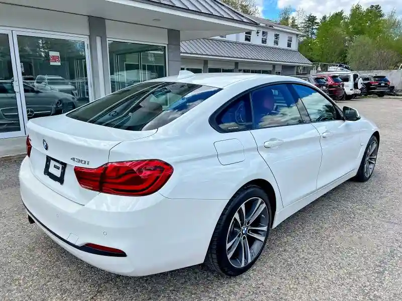 WBA4J3C55JBL04161 2018 BMW 4 SERIES-3