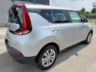 KNDJ23AU5L7098729 2020 KIA SOUL-2