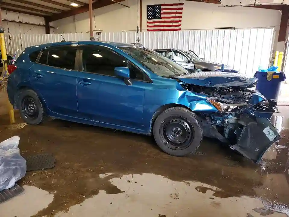 4S3GTAA60J1714205 2018 SUBARU IMPREZA-3