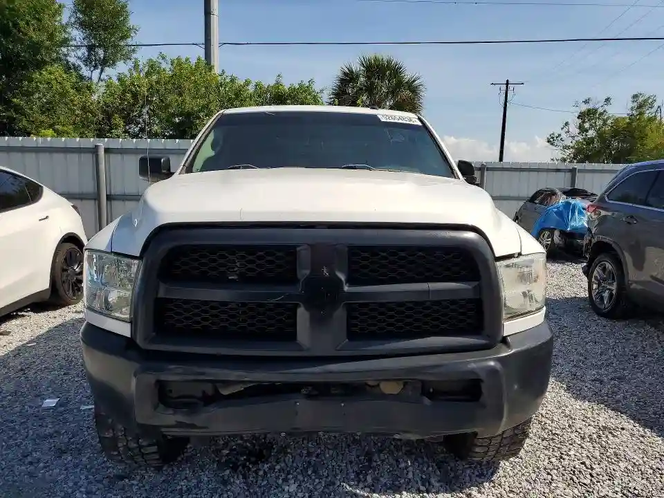 3C7WR5HJ0JG333888 2018 RAM 2500-4