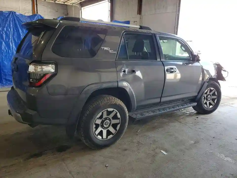 JTEBU5JR2H5465428 2017 TOYOTA 4RUNNER-2