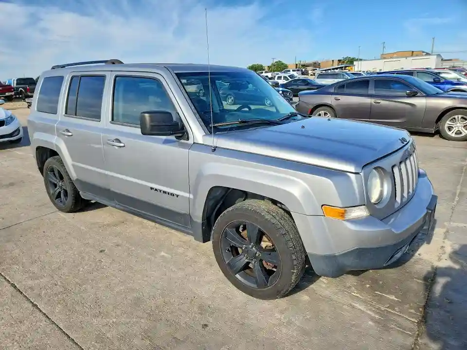1C4NJPBA3FD211230 2015 JEEP PATRIOT-3