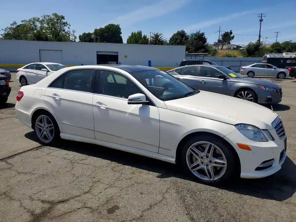 WDDHF9BBXDA728676 2013 MERCEDES-BENZ E-CLASS-3
