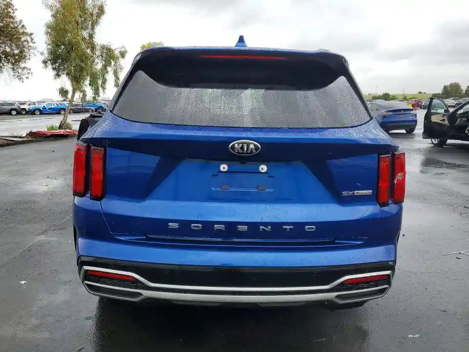 5XYRK4LFXMG012438 2021 KIA SORENTO-5