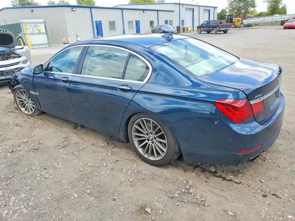 WBAYF8C52DD141283 2013 BMW 7 SERIES-1