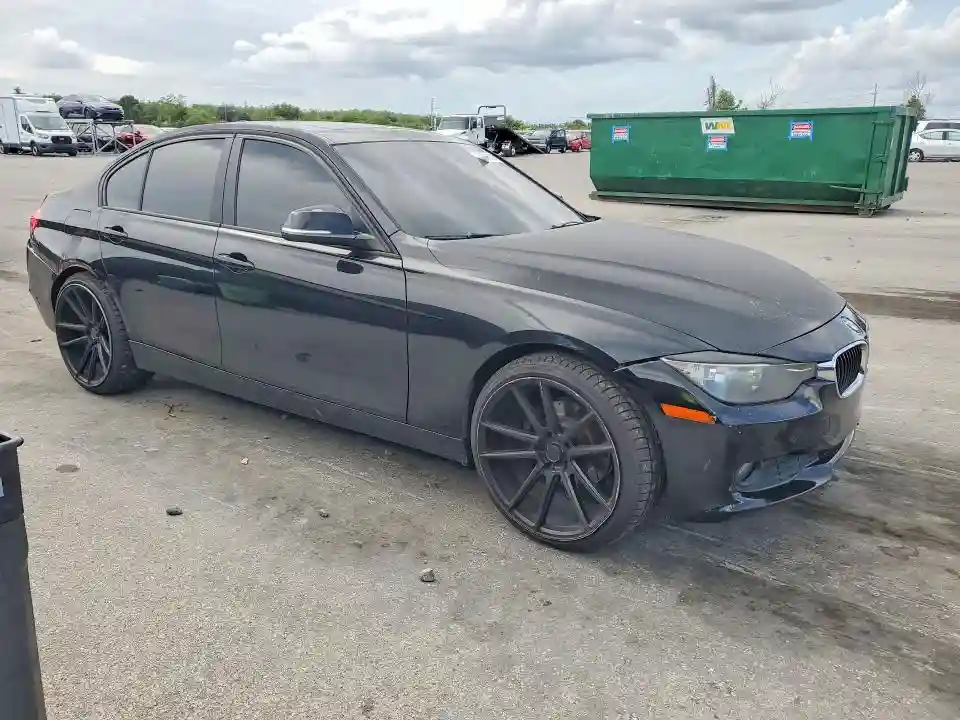 WBA3A5G54DNP19959 2013 BMW 3 SERIES-3