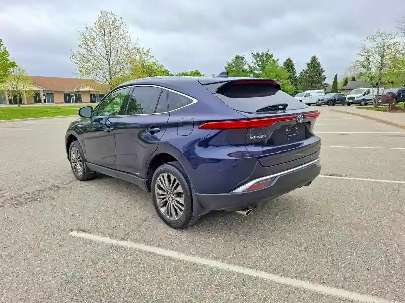 JTEAAAAH6MJ042728 2021 TOYOTA VENZA-2