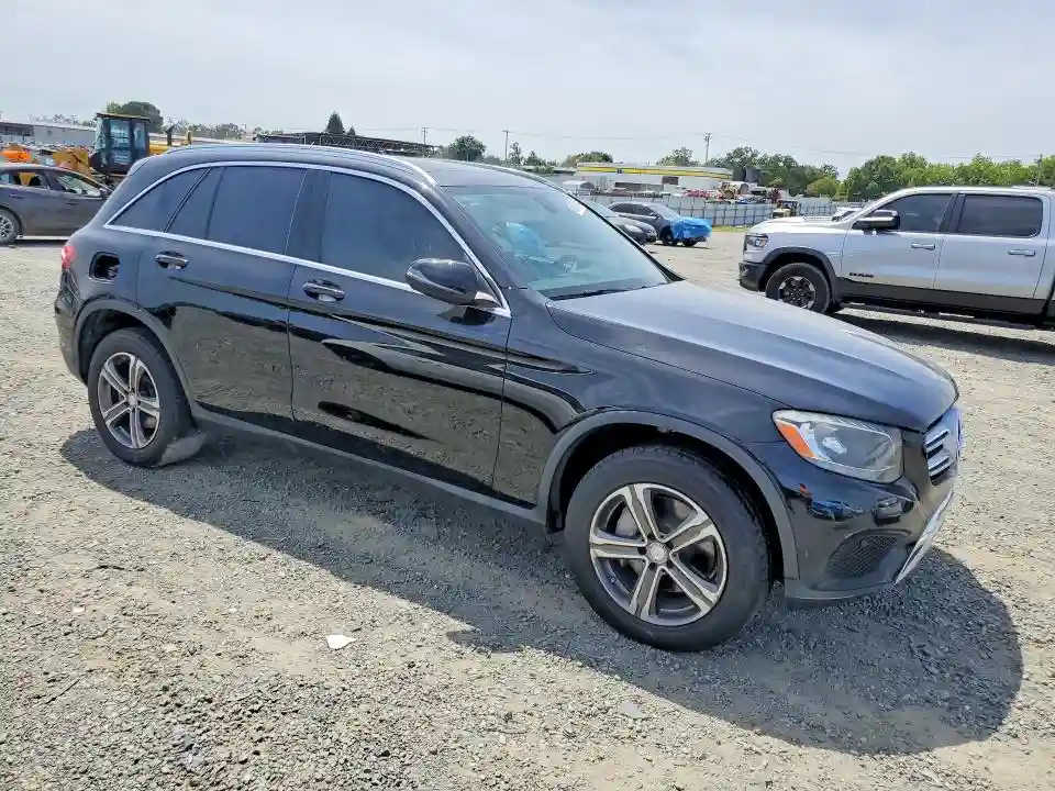 WDC0G4JB9GF114390 2016 MERCEDES-BENZ GLC-CLASS-3
