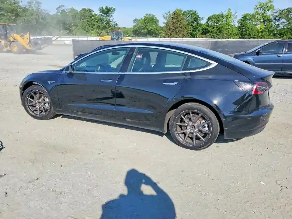 5YJ3E1EA4KF410603 2019 TESLA MODEL 3-1