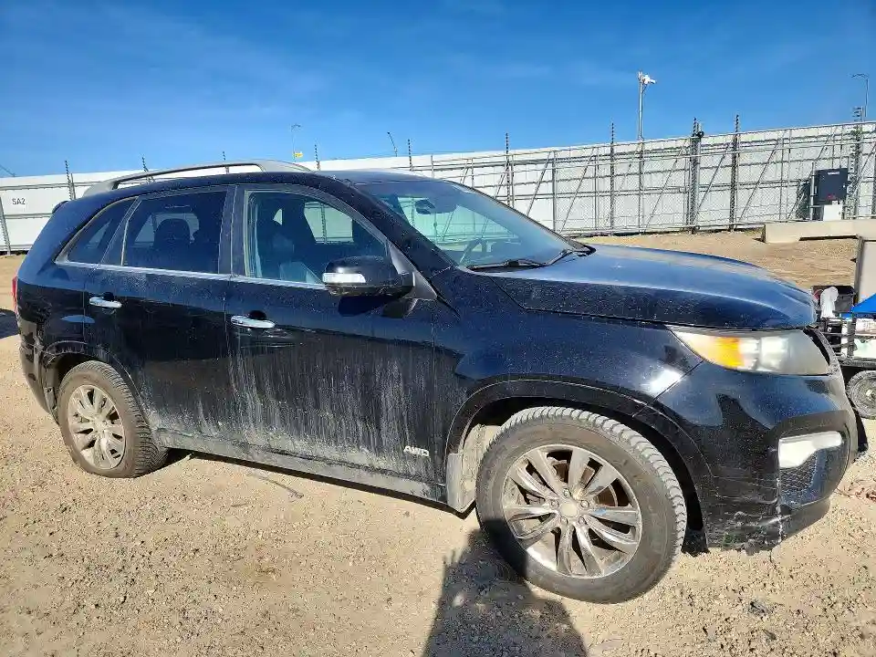 5XYKWDA24BG092614 2011 KIA SORENTO-3