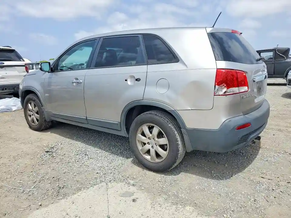 5XYKT3A11CG279823 2012 KIA SORENTO-1