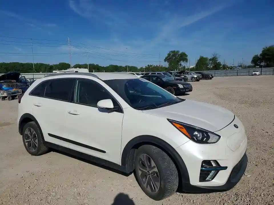KNDCC3LG9L5040227 2020 KIA NIRO-3