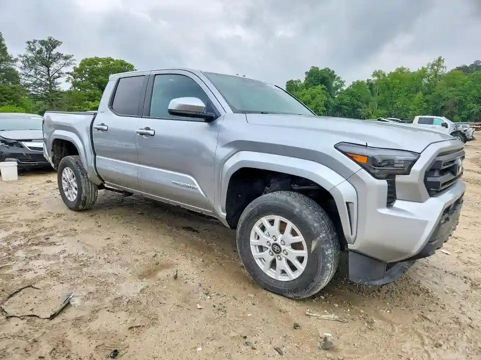 3TMLB5JN9RM016755 2024 TOYOTA TACOMA-3