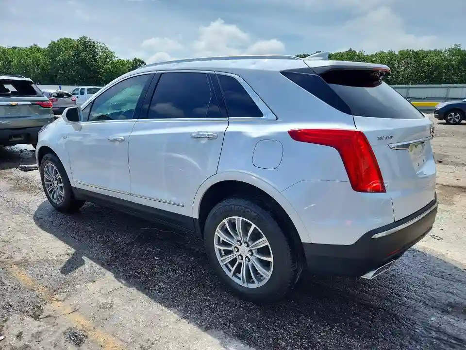 1GYKNBRS6HZ289199 2017 CADILLAC XT5-1