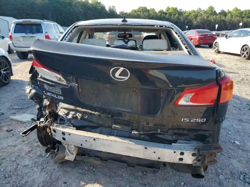 JTHBF5C26A5121183 2010 LEXUS IS-5