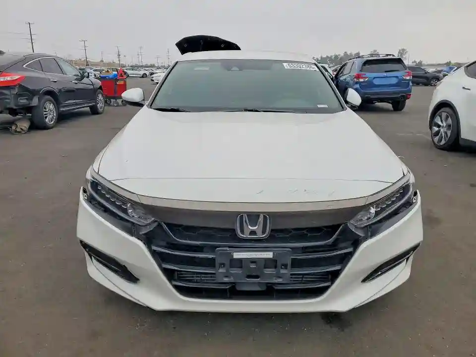 1HGCV1F38JA048154 2018 HONDA ACCORD-4