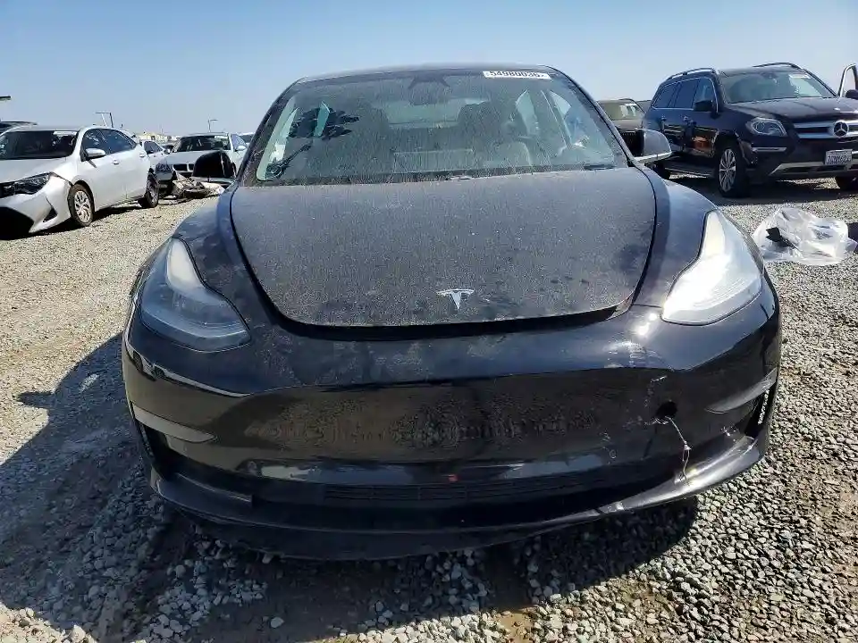 5YJ3E1EA1LF805615 2020 TESLA MODEL 3-4