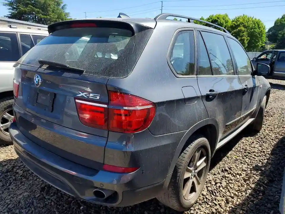 5UXZV4C58CL988282 2012 BMW X5-2