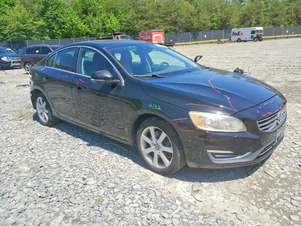 YV1612TK5G2401794 2016 VOLVO S60-3