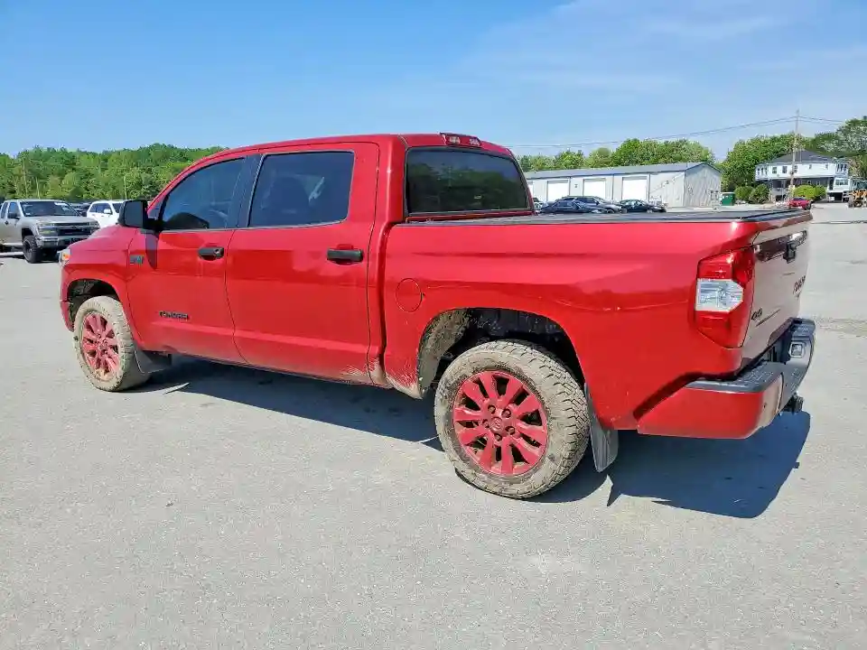 5TFHY5F11JX739475 2018 TOYOTA TUNDRA-1
