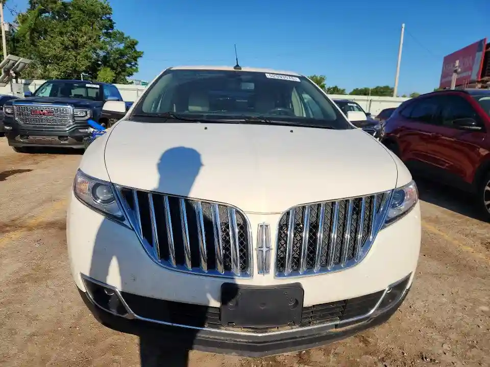 2LMDJ6JK0DBL25043 2013 LINCOLN MKX-4