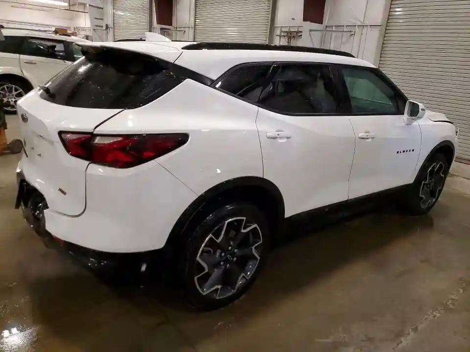 3GNKBJRS9KS685356 2019 CHEVROLET BLAZER-2