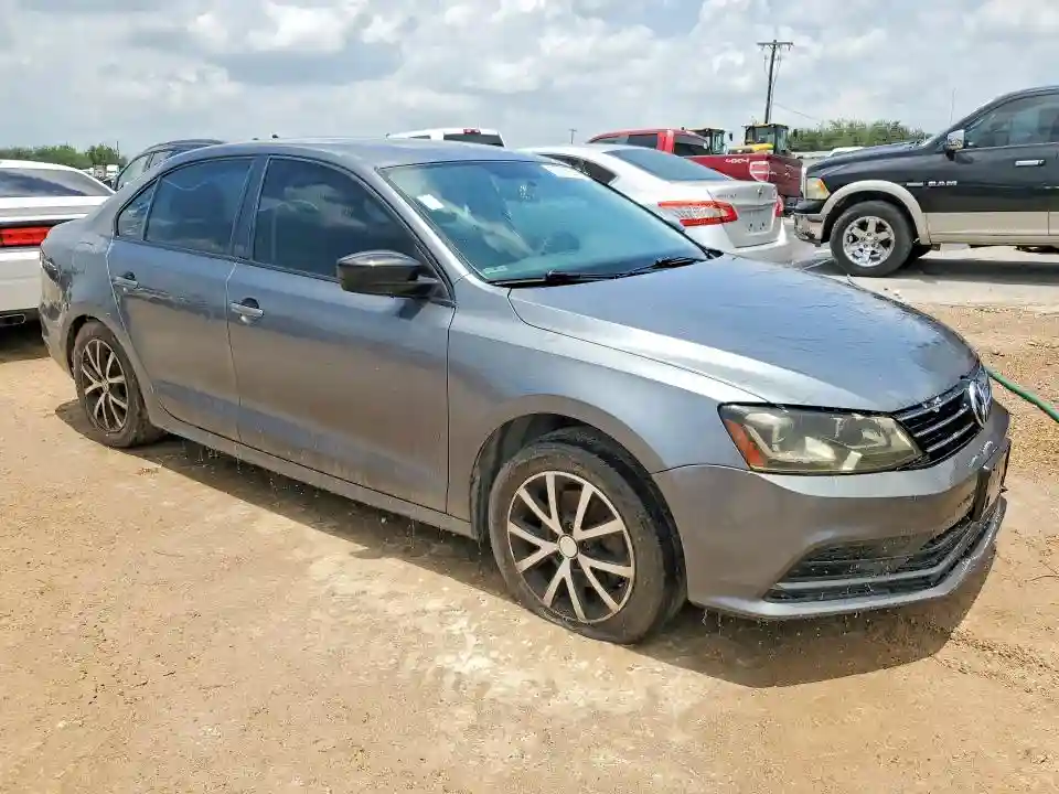 3VWD67AJ3GM232094 2016 VOLKSWAGEN JETTA-3