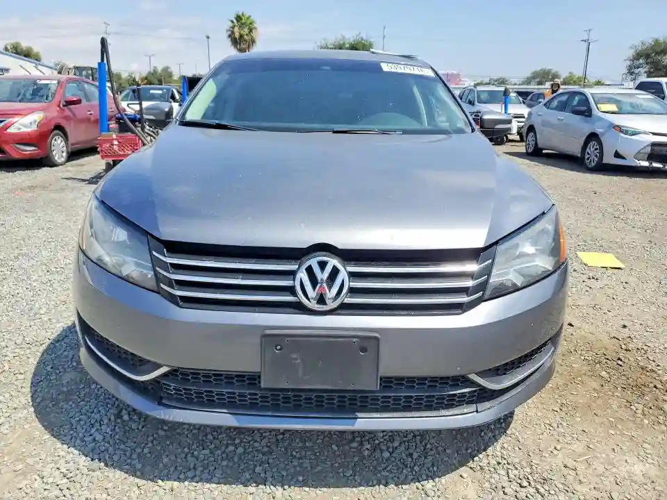 1VWAT7A38EC070264 2014 VOLKSWAGEN PASSAT-4