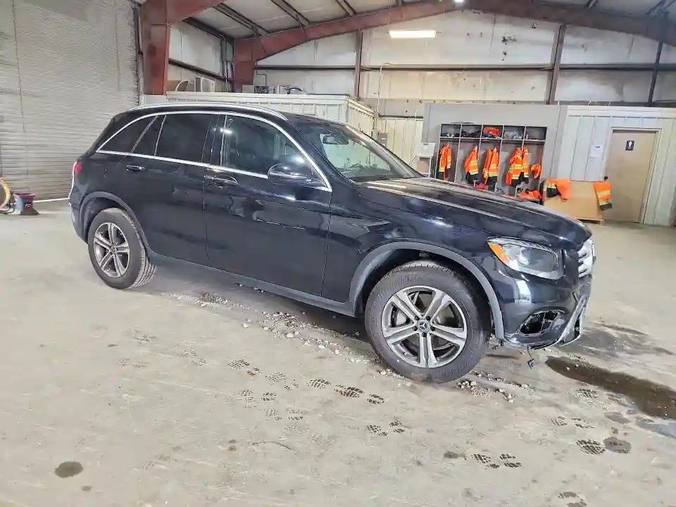 WDC0G4KB2JV022954 2018 MERCEDES-BENZ GLC-CLASS-3