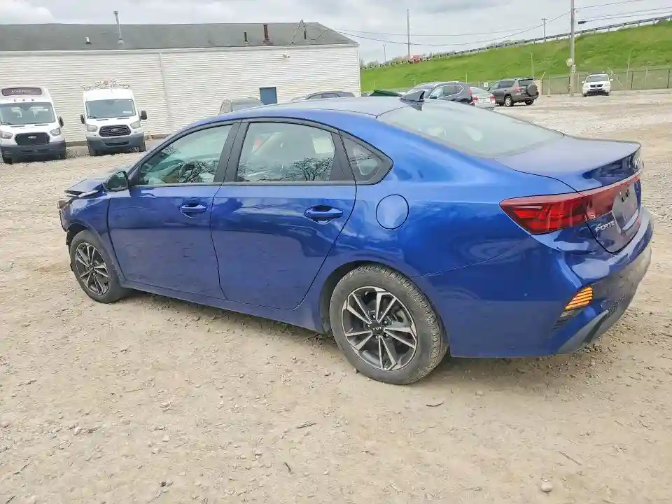 3KPF24AD4RE740930 2024 KIA FORTE LXS-1