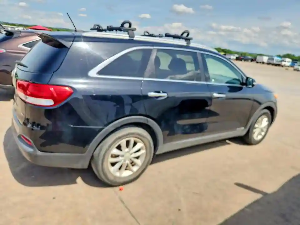 5XYPGDA52HG325945 2017 KIA SORENTO-2