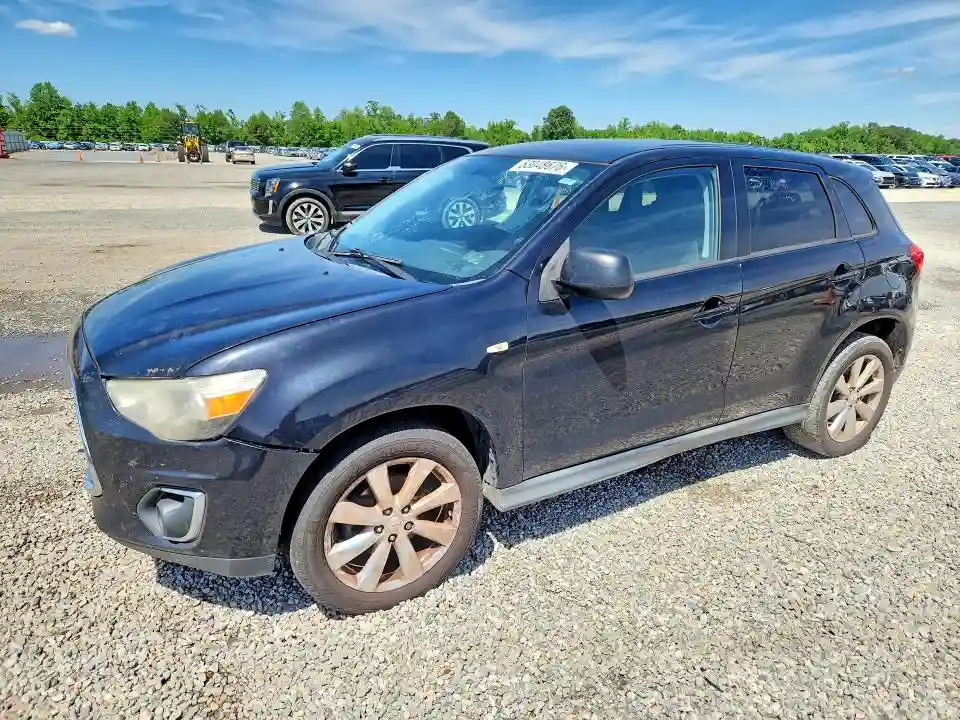 4A4AP3AU2EE022796 2014 MITSUBISHI OUTLANDER-0