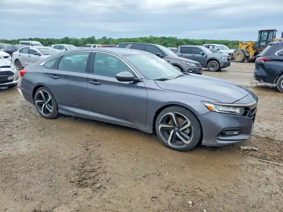 1HGCV1F31JA076670 2018 HONDA ACCORD-3