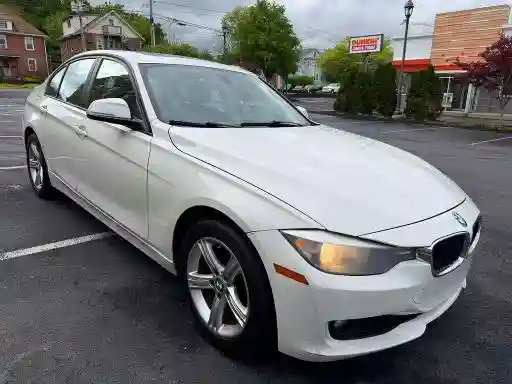 WBA3B3C59EJ979225 2014 BMW 3 SERIES-3