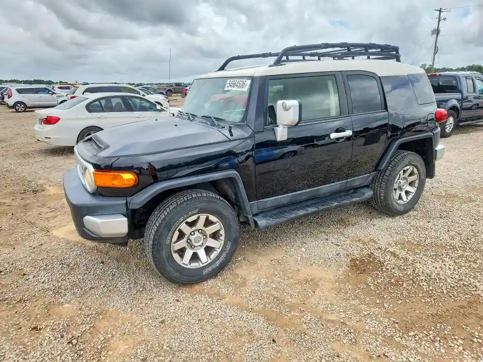 JTEBU4BF4EK186073 2014 TOYOTA FJ CRUISER-0