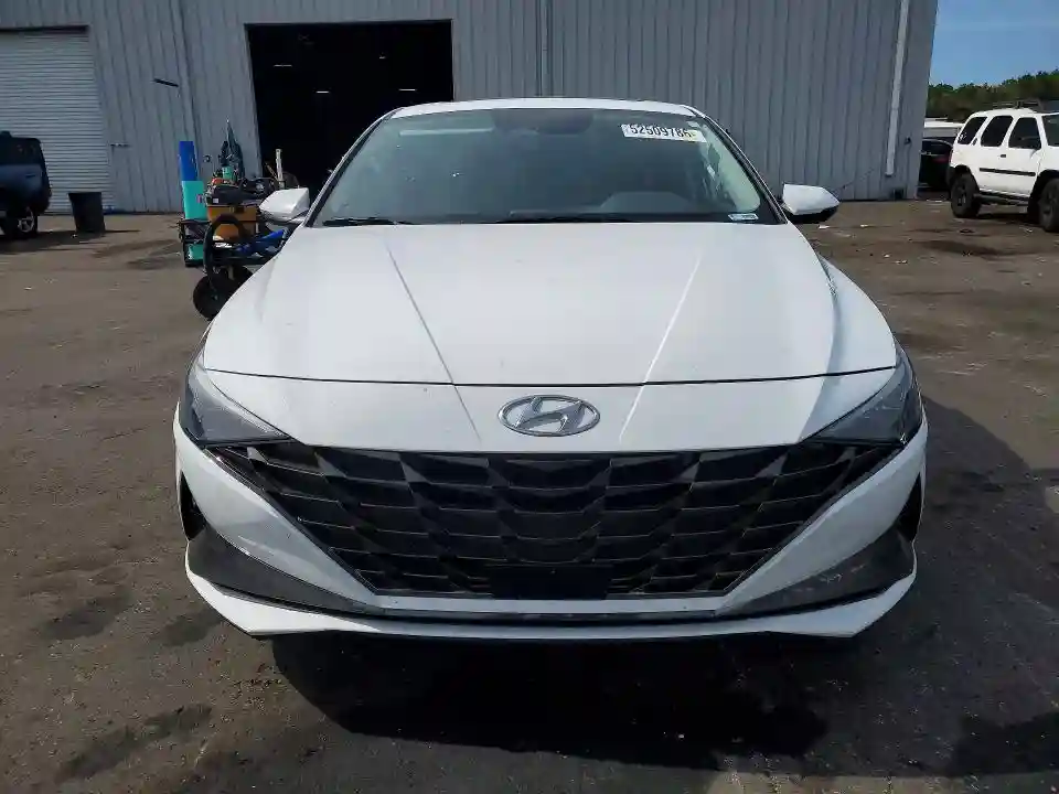 KMHLN4AJ9PU054974 2023 HYUNDAI ELANTRA-4