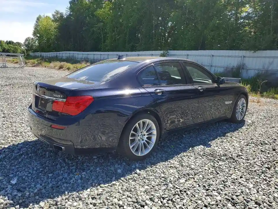 WBAKC6C56BC394094 2011 BMW 7 SERIES-2