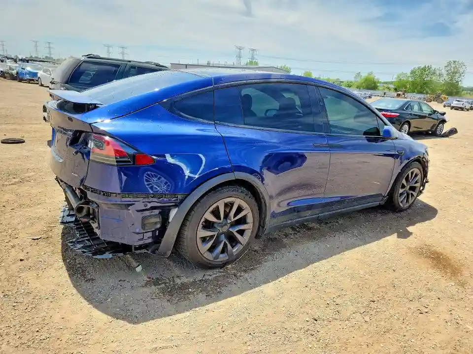 7SAXCBE67NF332253 2022 TESLA MODEL X-2