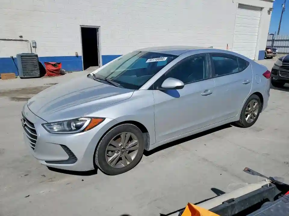 5NPD84LF8JH300181 2018 HYUNDAI ELANTRA-0
