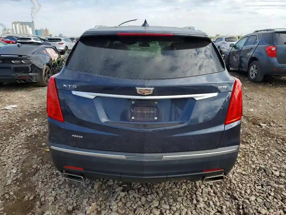 1GYKNDRS9JZ164604 2018 CADILLAC XT5-5